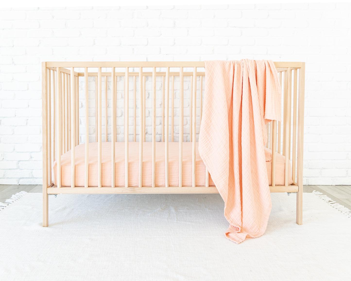 Deluxe Muslin Crib Sheet - Bella